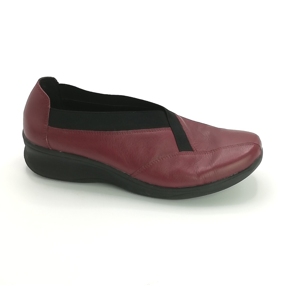 Hush Puppies Shoes Womens‎ Loafer Flats Red Leather H502449 Slip On 9.5